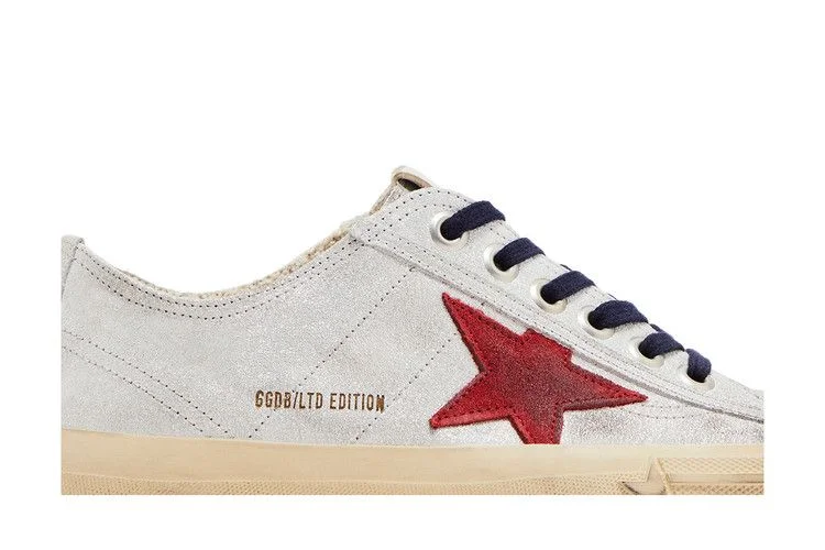 Кроссовки Golden Goose Wmns V-Star LTD 'Silver Metallic Red'