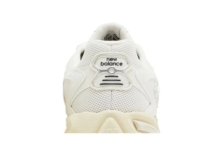 Кроссовки New Balance 725v1 'Sea Salt Phantom Bone'