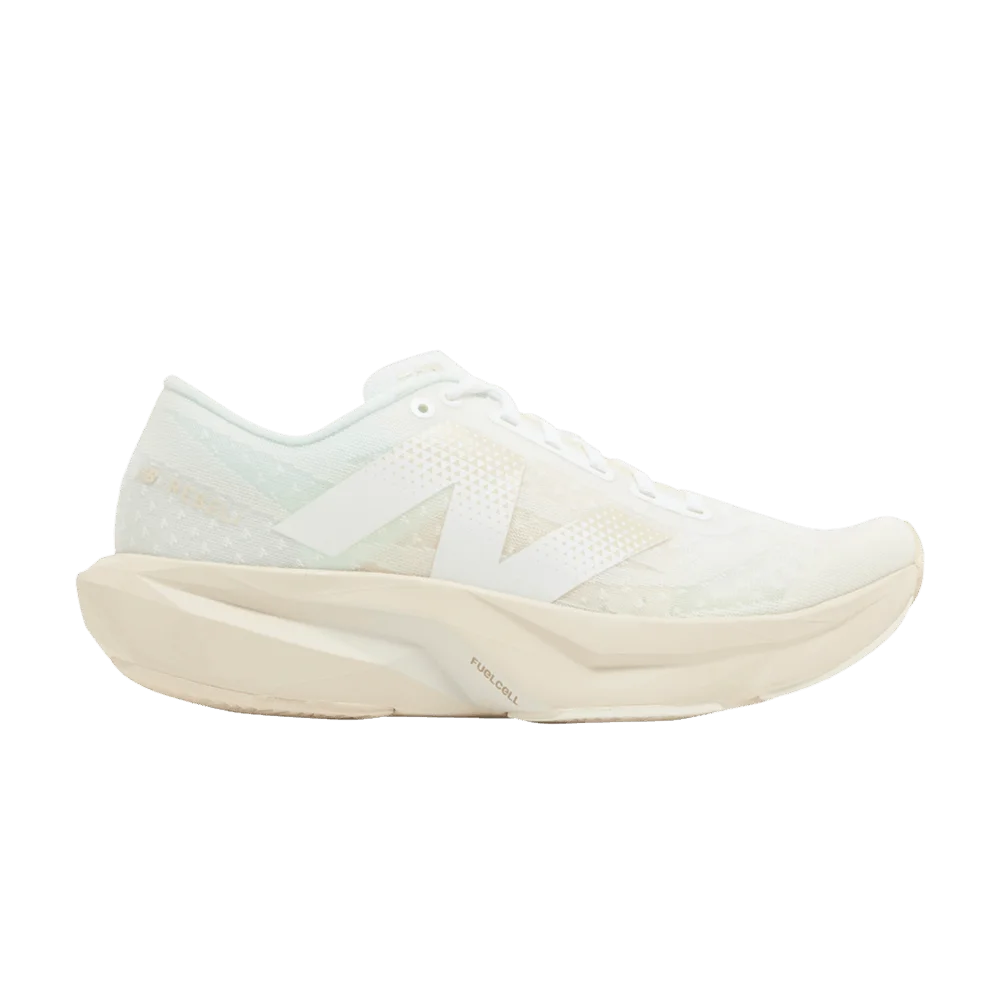 Кроссовки New Balance Wmns FuelCell Rebel v4 'White Linen'