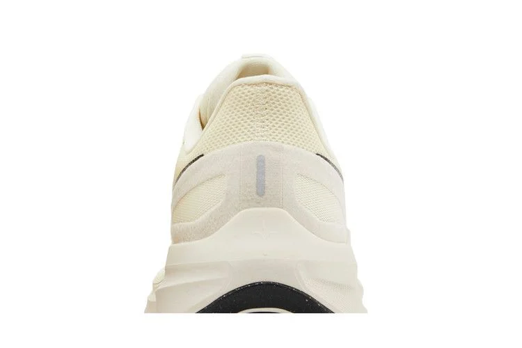 Кроссовки Nike Air Zoom Structure 25 'Coconut Milk'