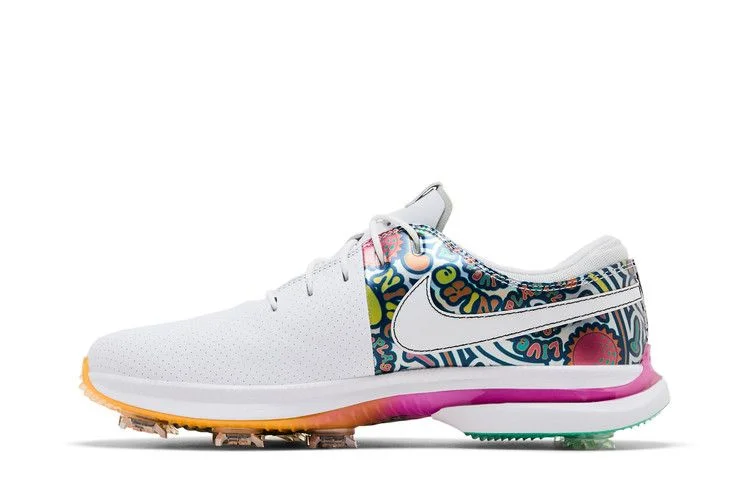Кроссовки Nike Air Zoom Victory Tour 3 NRG 'Live to Play, Play to Live'