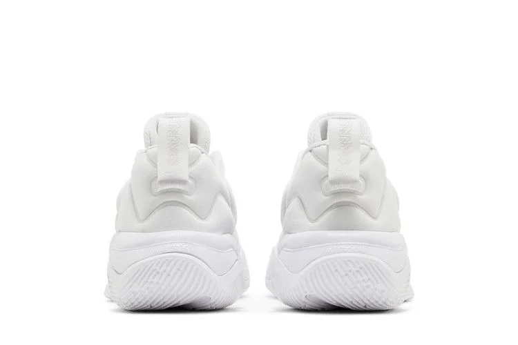 Кроссовки Nike Giannis Immortality 3 EP 'Triple White'
