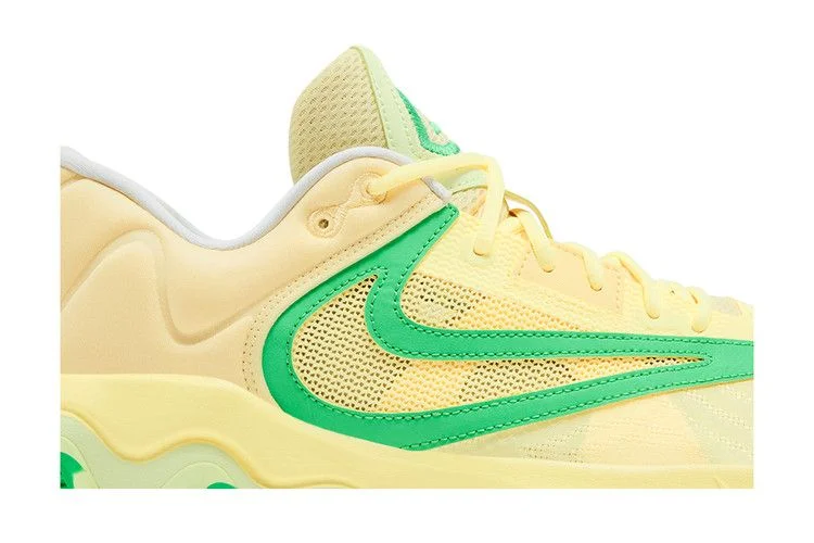 Кроссовки Nike Giannis Immortality 3 'Soft Yellow Green Shock'