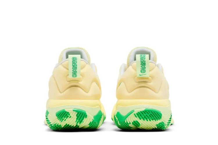 Кроссовки Nike Giannis Immortality 3 'Soft Yellow Green Shock'