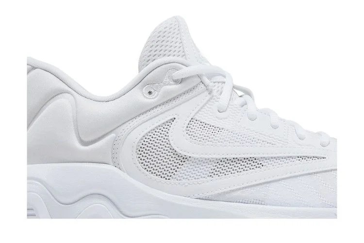 Кроссовки Nike Giannis Immortality 3 'Triple White'