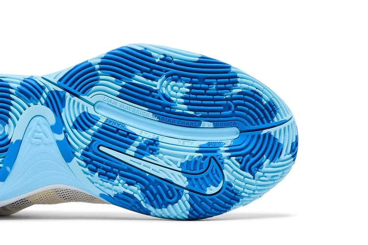 Кроссовки Nike Giannis Immortality 3 'White Light Photo Blue'