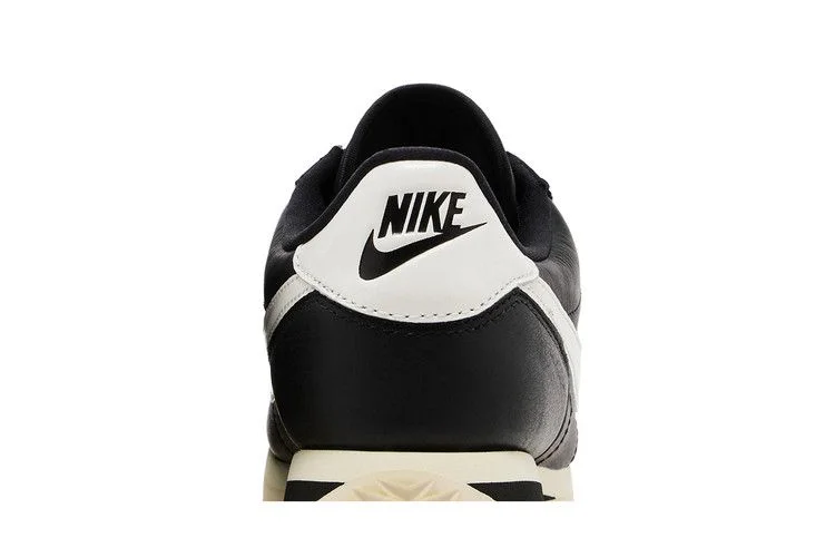Кроссовки Nike Wmns  Cortez '23 'Black Sail'