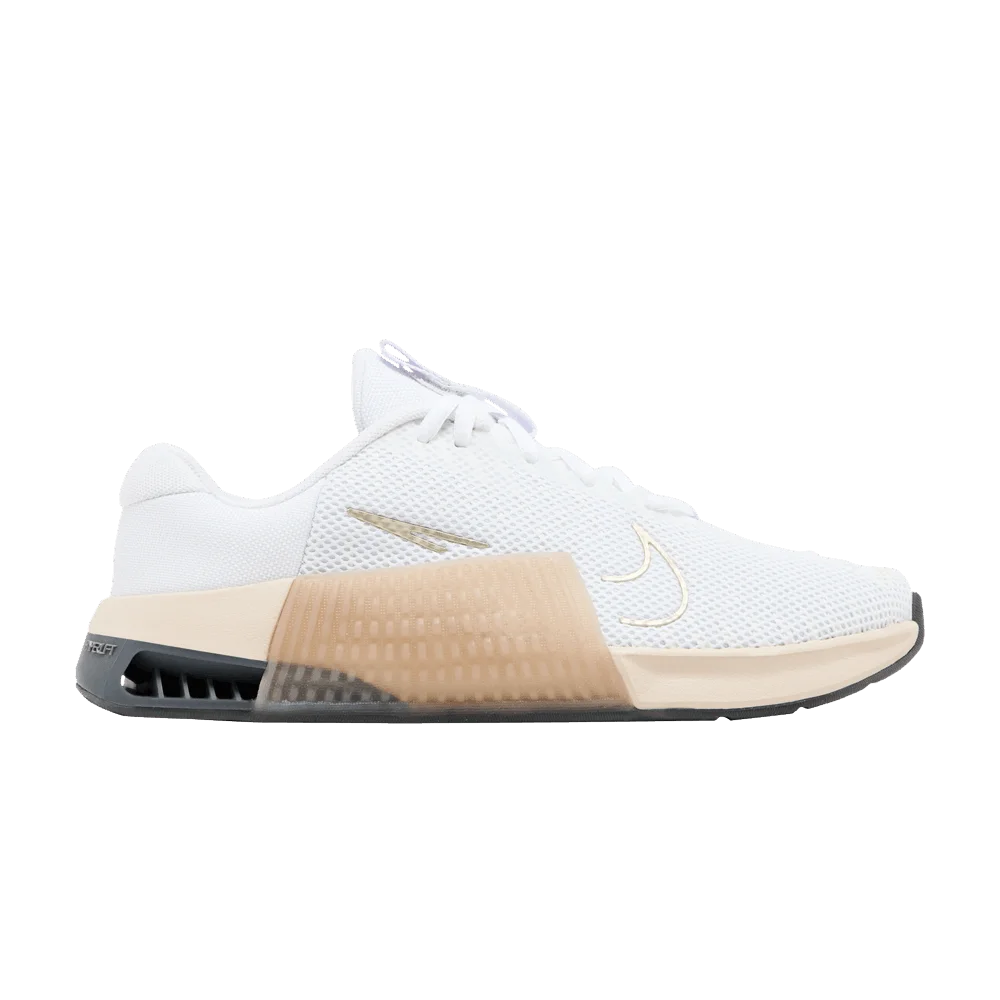 Кроссовки Nike Wmns Metcon 9 'White Gold Sanddrift'