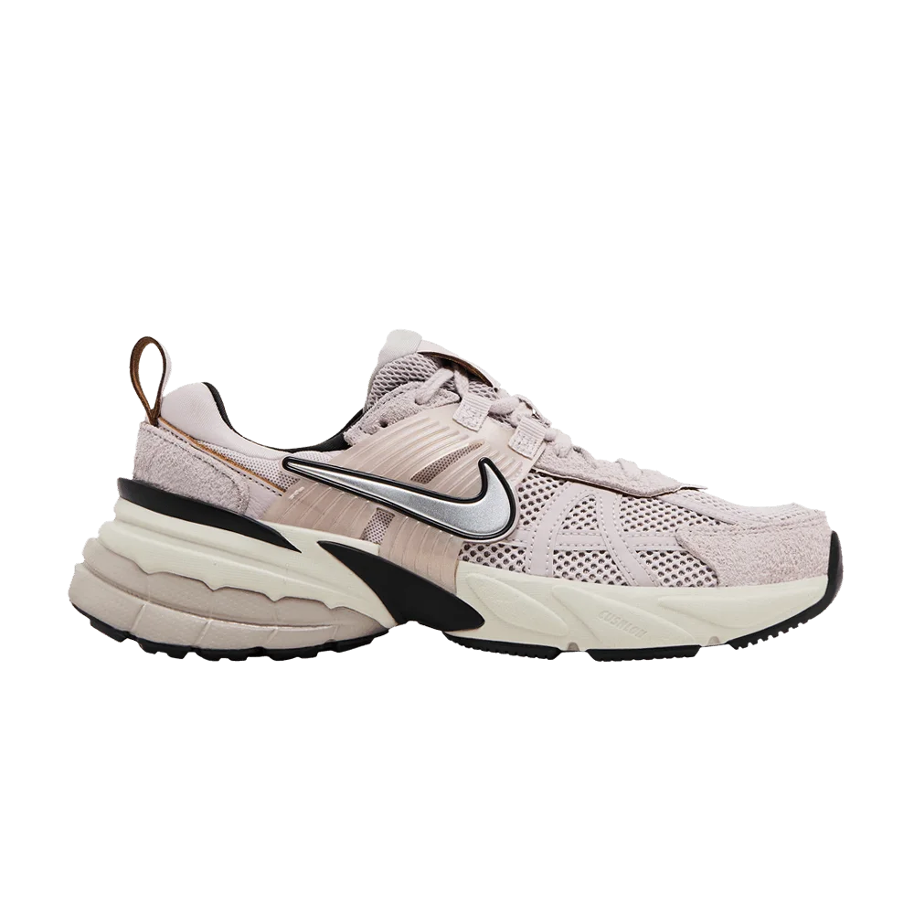 Кроссовки Nike Wmns V2K Run 'Platinum Violet'