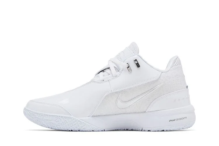Кроссовки Nike Zoom LeBron NXXT Gen AMPD 'White Metallic Silver'