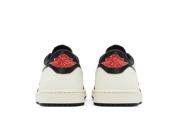 Кроссовки Paris Saint-Germain x Air Jordan 1 Retro Low OG 'Sail Pink Oxford'