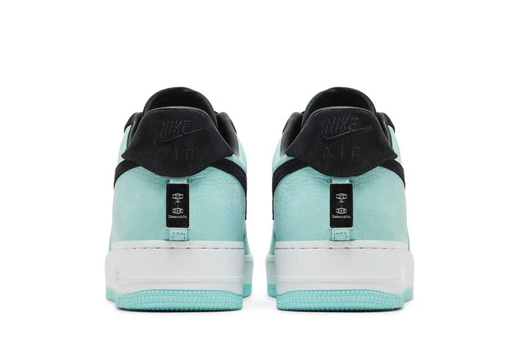 Кроссовки Tiffany & Co. x Nike Air Force 1 Low '1837' Friends & Family