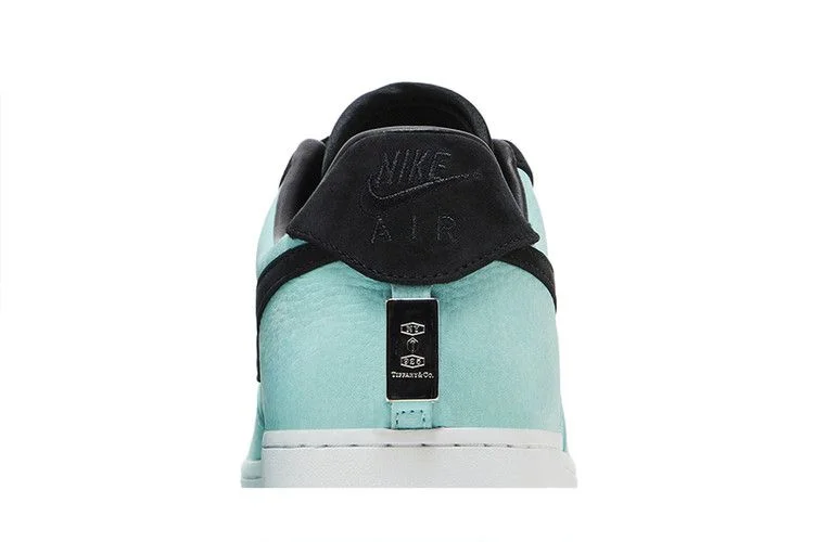Кроссовки Tiffany & Co. x Nike Air Force 1 Low '1837' Friends & Family
