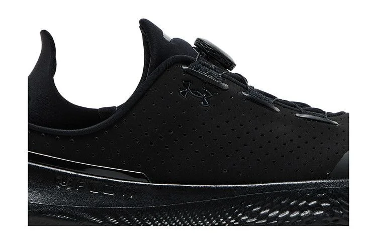 Кроссовки Under Armour SlipSpeed 'Triple Black'