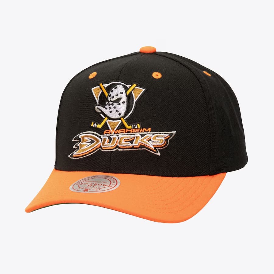 bejsbolka-mitchell-ness-black-anaheim-ducks-all-in-2-0-pro-crown-snapback-hat