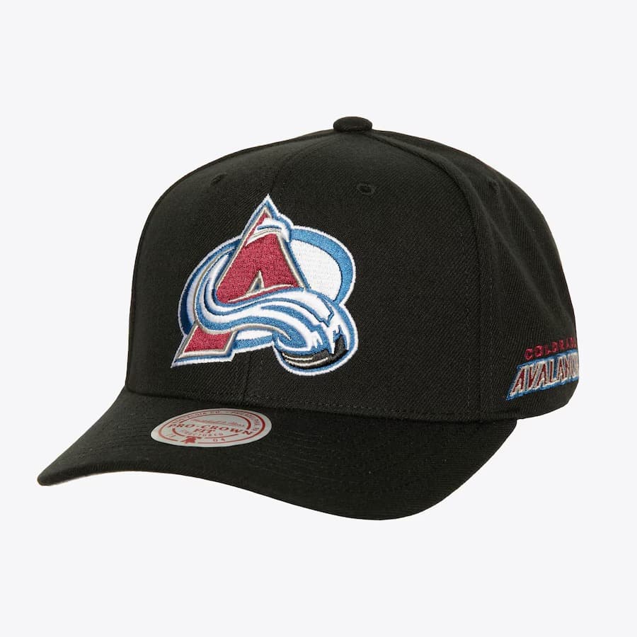 bejsbolka-mitchell-ness-black-colorado-avalanche-icon-grail-pro-snapback-hat