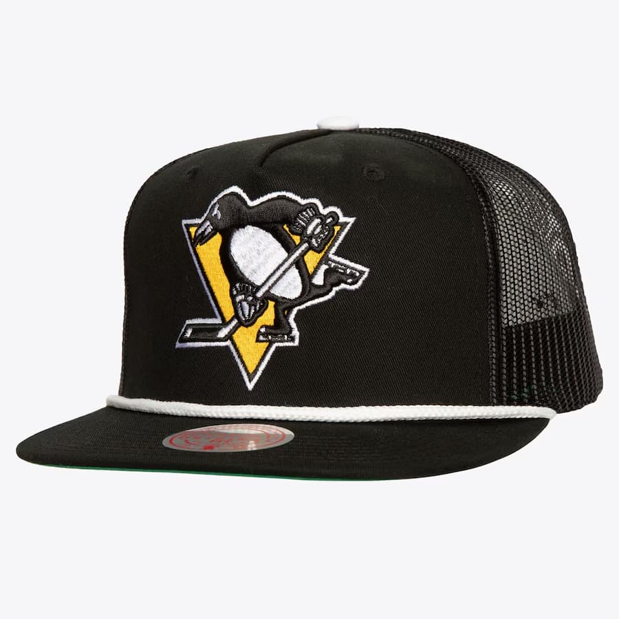 bejsbolka-mitchell-ness-black-pittsburgh-penguins-roper-trucker-adjustable-hat