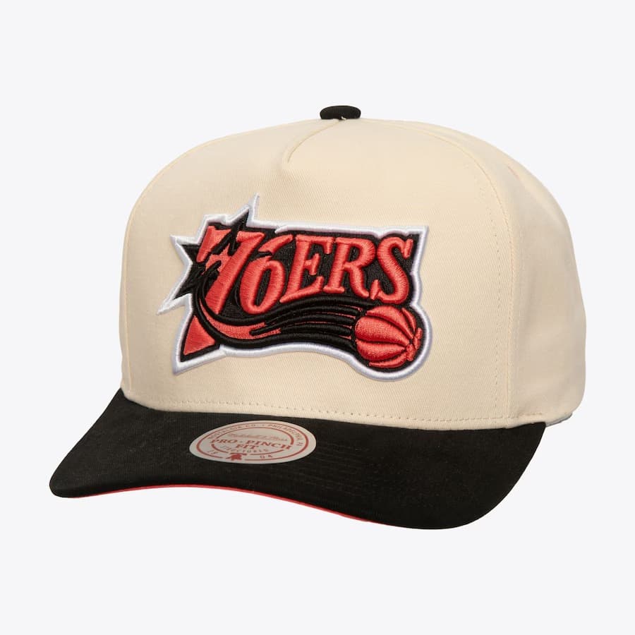 bejsbolka-mitchell-ness-cream-philadelphia-76ers-hardwood-classics-overspray-pro-crown-snapback-hat