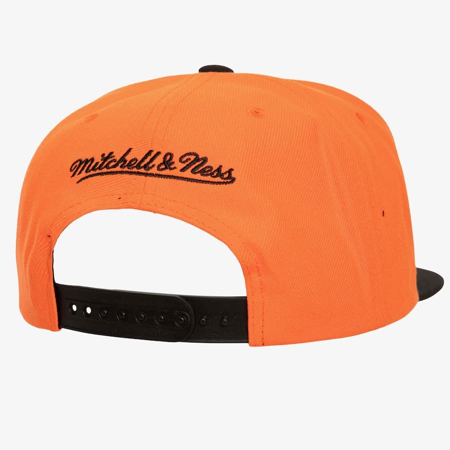Бейсболка Mitchell & Ness Orange Philadelphia Flyers City Love Vintage Snapback Hat