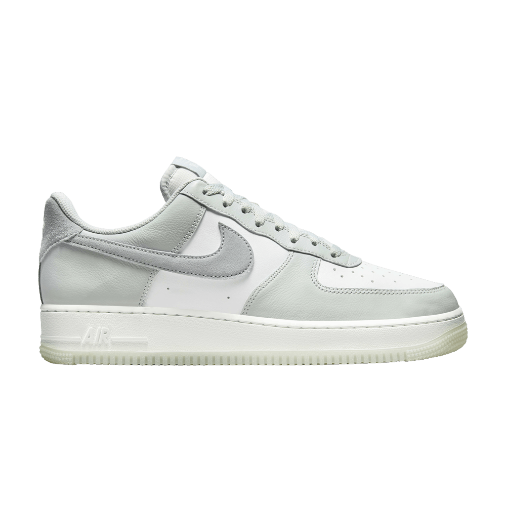 Кроссовки Nike Air Force 1 '07 LV8 'Light Silver Pumice'