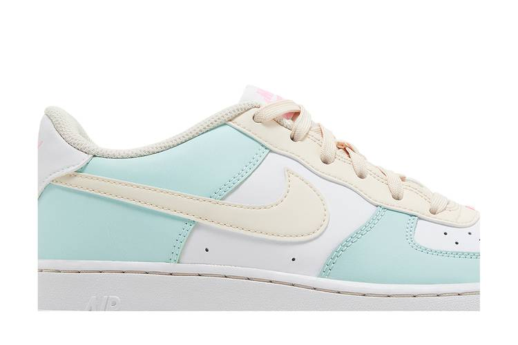 Кроссовки Nike Air Force 1 GS 'Emerald Rise Guava Ice'