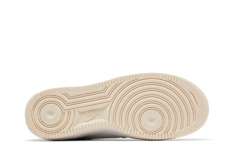 Кроссовки Nike Air Force 1 GS 'Emerald Rise Guava Ice'