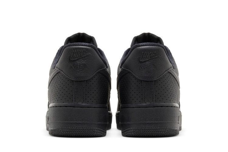 Кроссовки Nike Air Force 1 SP 'Perforated Black'