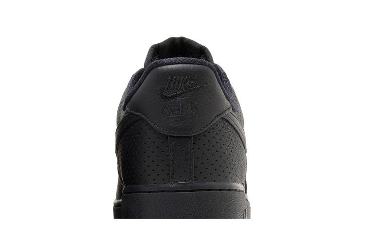 Кроссовки Nike Air Force 1 SP 'Perforated Black'