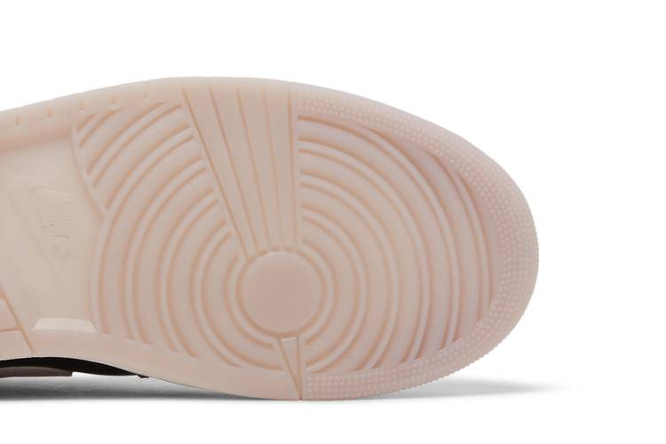 Кроссовки Air Jordan 1 Low SE 'Black Iced Lilac'