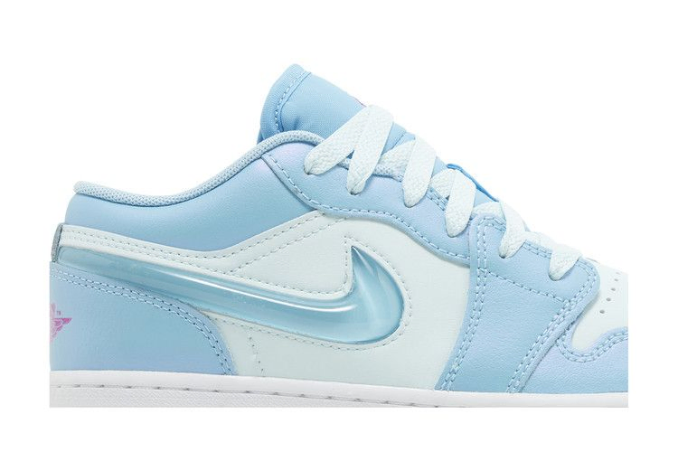 Кроссовки Air Jordan 1 Low SE GS 'Aquarius Blue'
