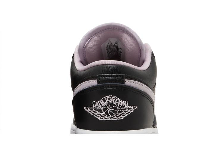 Кроссовки Air Jordan 1 Low SE GS 'Black Iced Lilac'
