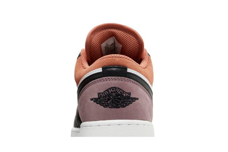 Кроссовки Air Jordan 1 Low SE GS 'Sky J Mauve'