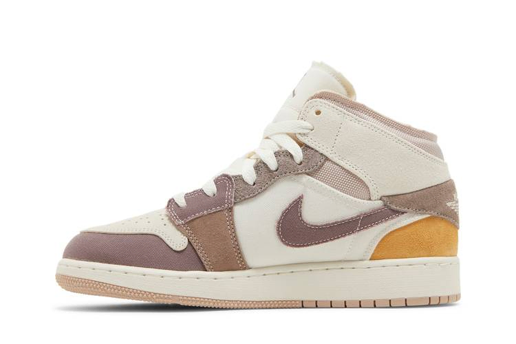 Кроссовки Air Jordan 1 Mid SE Craft GS 'Inside Out - Taupe Haze'