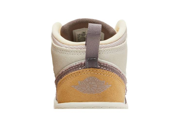 Кроссовки Air Jordan 1 Mid SE Craft TD 'Inside Out - Taupe Haze'