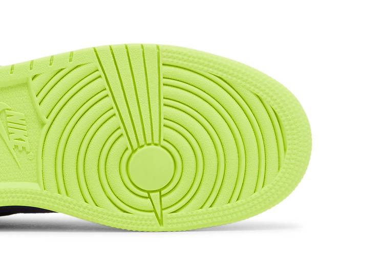 Кроссовки Air Jordan 1 Mid SE GS 'Volt Vivid Orange'