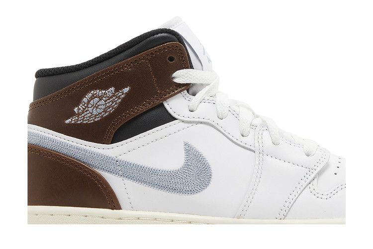 Кроссовки Air Jordan 1 Mid SE GS 'White Blue Grey'