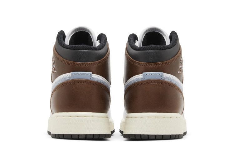 Кроссовки Air Jordan 1 Mid SE GS 'White Blue Grey'