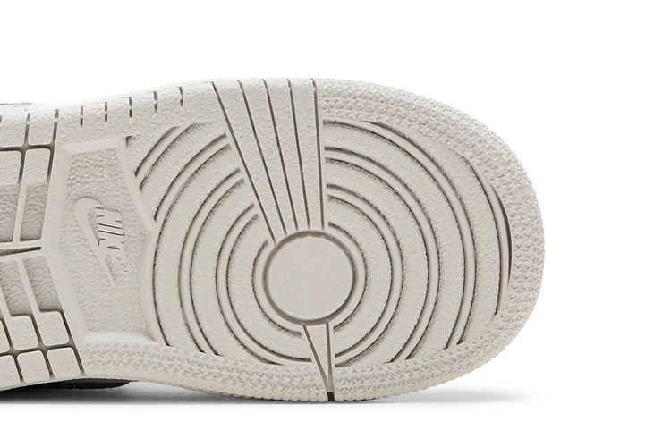 Кроссовки Air Jordan 1 Mid SE TD 'Oxidized Green'