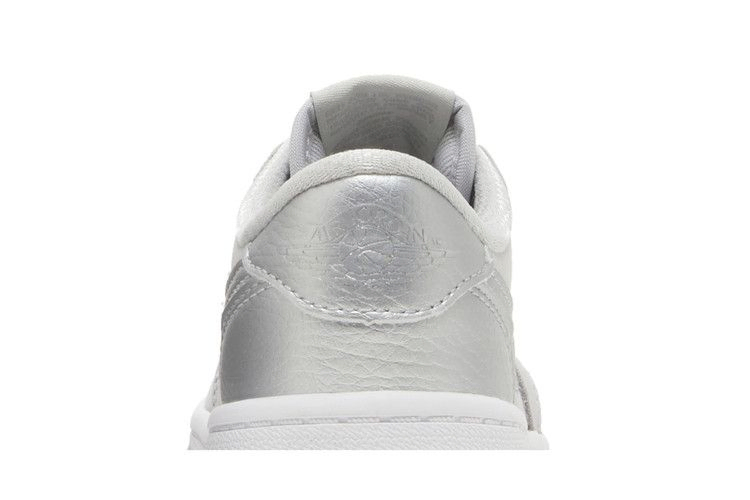Кроссовки Air Jordan 1 Retro Low OG TD 'Metallic Silver'