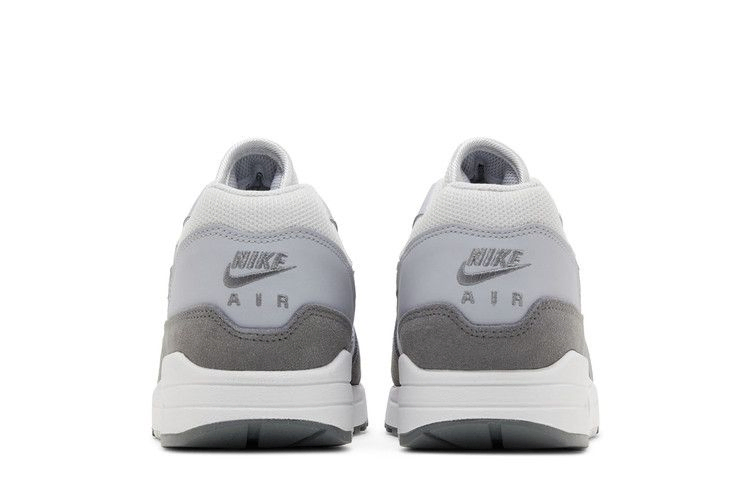 Кроссовки Nike Air Max 1 'Photon Dust Wolf Grey'