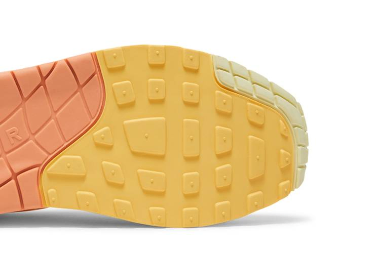 Кроссовки Nike Air Max 1 'Puerto Rico Day - Orange Frost'