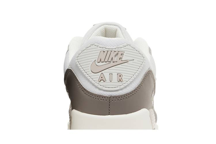 Кроссовки Nike Air Max 90 'Light Iron Ore'