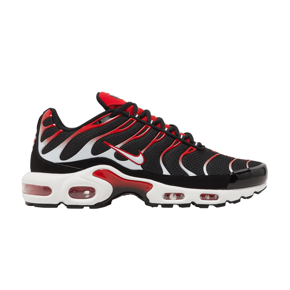 air-max-plus-black-university-red-dm0032-004