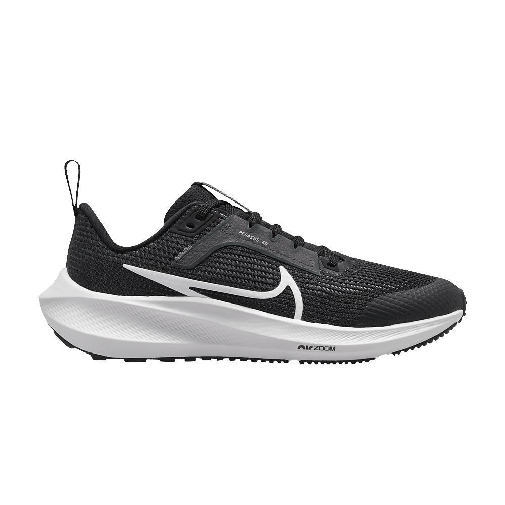 air-zoom-pegasus-40-gs-black-white-dx2498-001