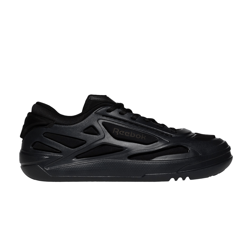 club-c-fwd-black-rmia037c99mat001-1000