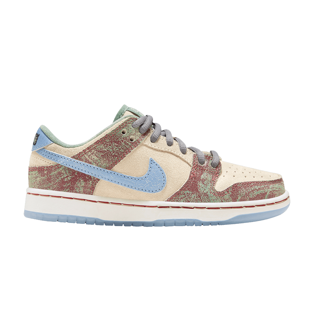 crenshaw-skate-club-x-dunk-low-sb-ps-fq8204-300