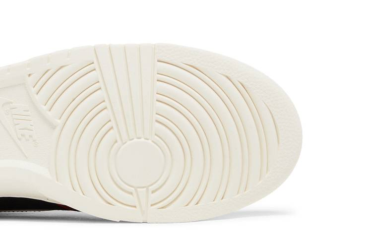 Кроссовки Nike Dunk High SE 'Tartan Plaid'