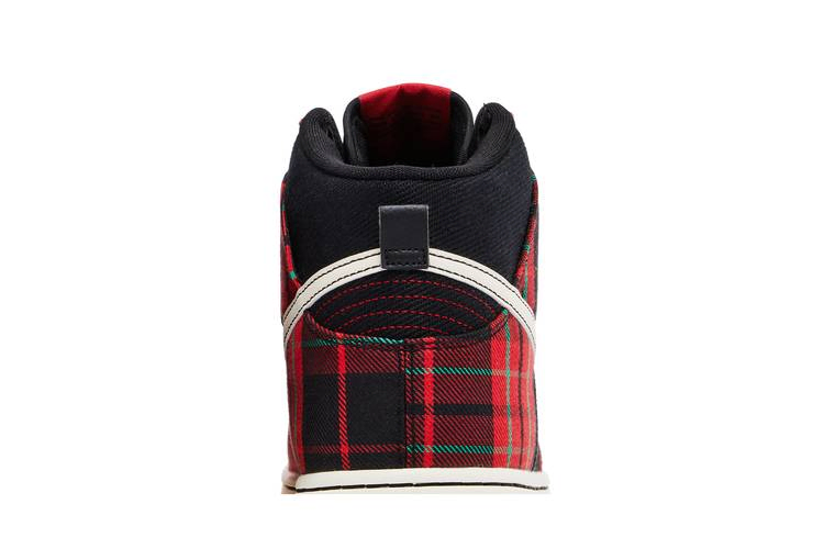 Кроссовки Nike Dunk High SE 'Tartan Plaid'