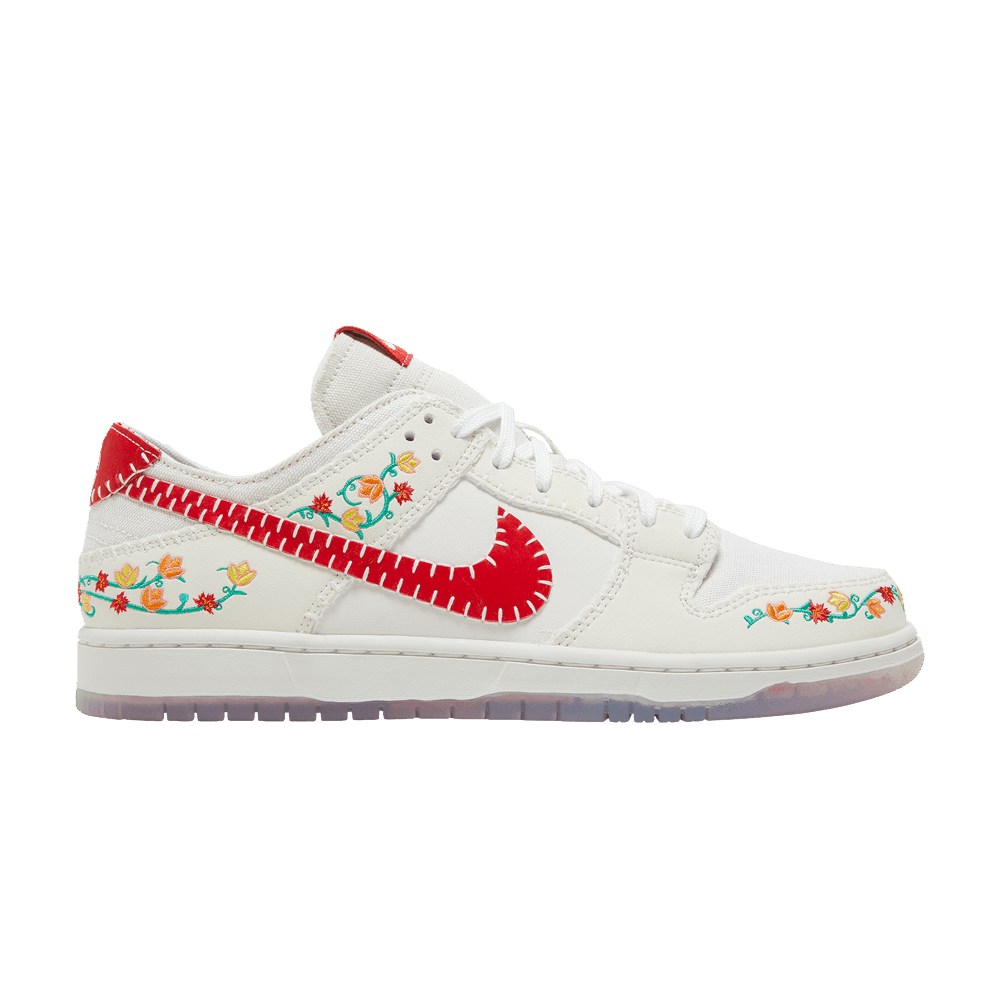 dunk-low-decon-sb-n7-white-university-red-fd6951-700