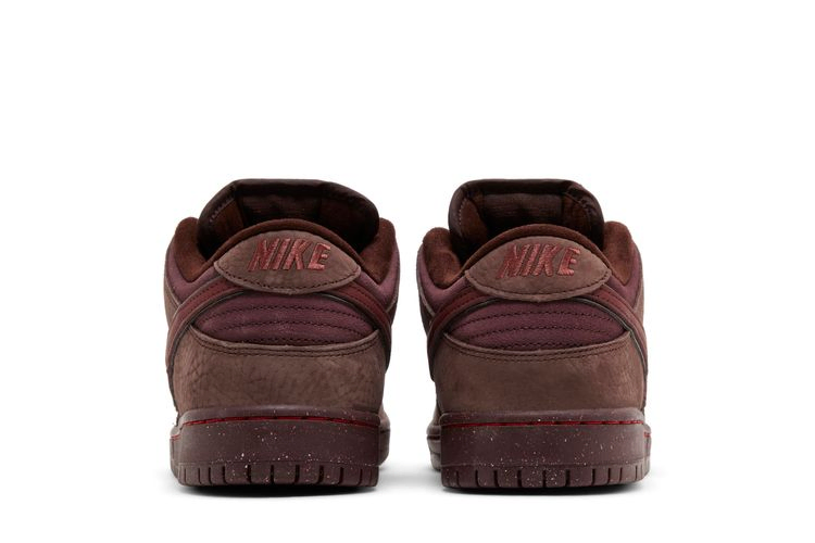 Кроссовки Nike Dunk Low Premium SB 'City of Love Collection - Burgundy Crush'